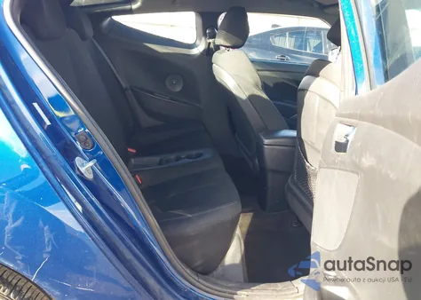 2016 Hyundai Veloster z USA, uszkodzony, nr VIN KMHTC6AD8GU262940